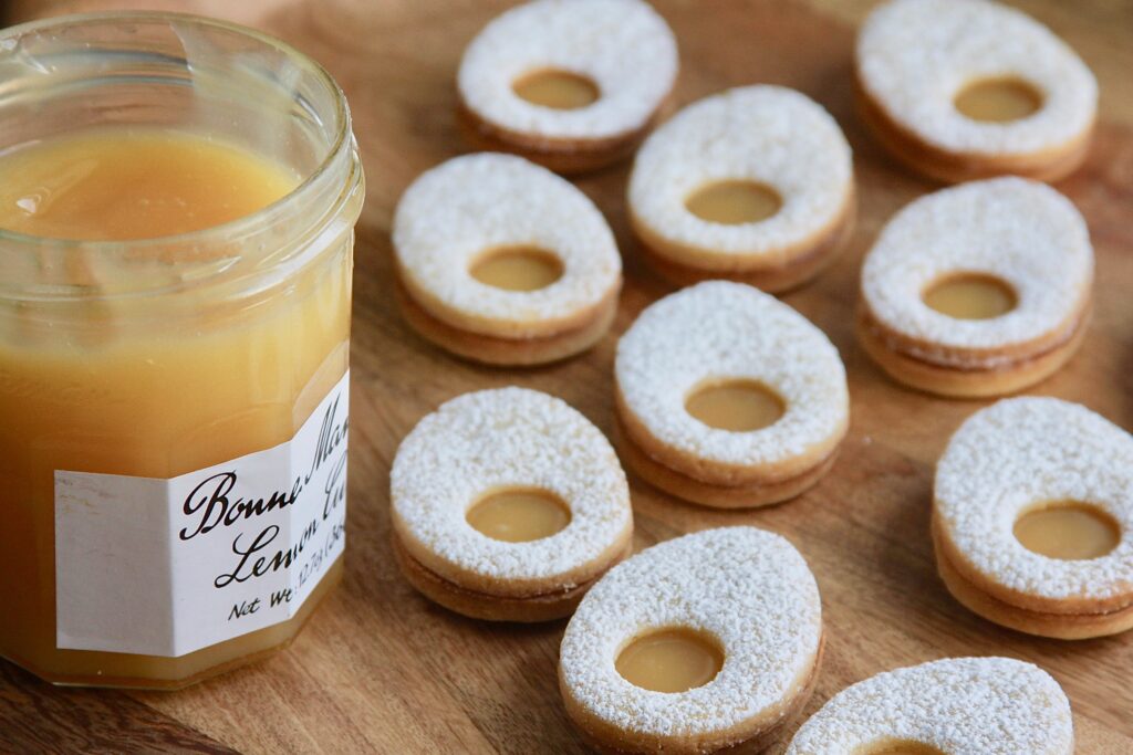 Lemon Curd Linzer Cookie Eggs